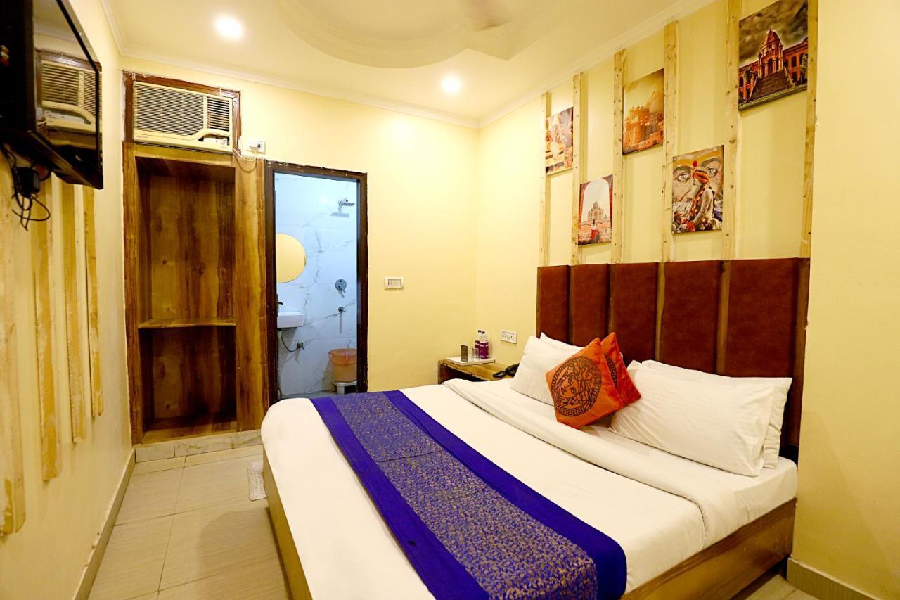 Hotel Nityaa Suites Nueva Delhi Exterior foto